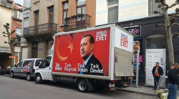 Avrupanın Yasakları Türkleri Durduramıyor